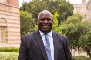 Robert Cooper headshot